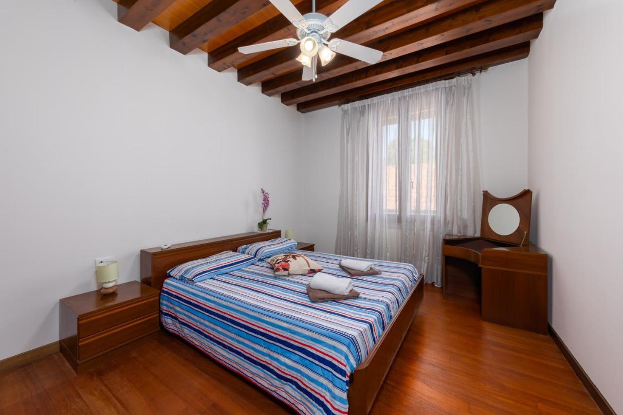 Giulia House Apartament *